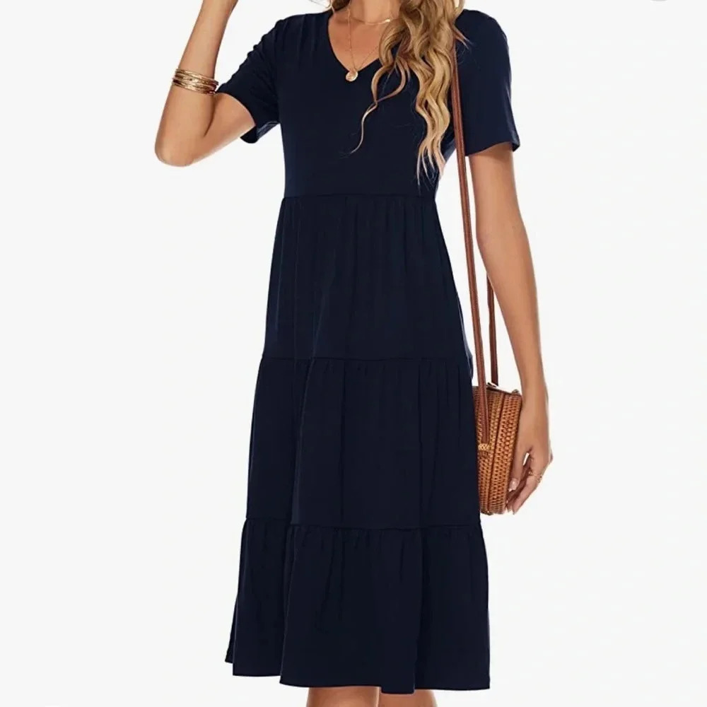 NWT! Women’s navy blue v-neck tiered shirt sleeve dress Small